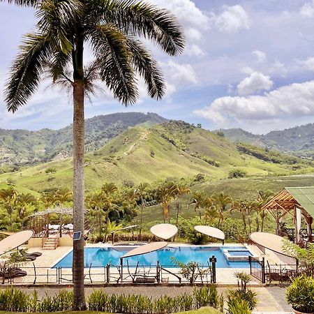 Hotel Casa San Carlos Lodge Pereira Combia Baja Екстериор снимка