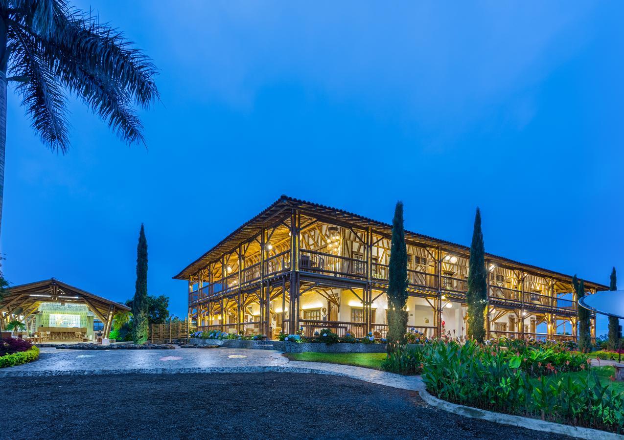 Hotel Casa San Carlos Lodge Pereira Combia Baja Екстериор снимка