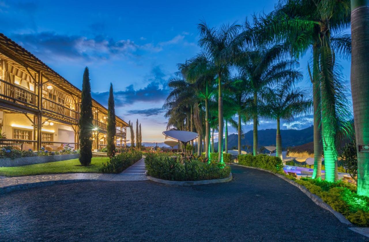 Hotel Casa San Carlos Lodge Pereira Combia Baja Екстериор снимка